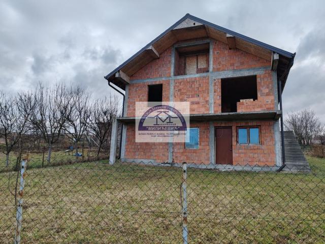Prodaja, Kuća, 147m2 , Erdeč