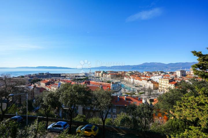 Wohnung Bulevard, Rijeka, 151,52m2