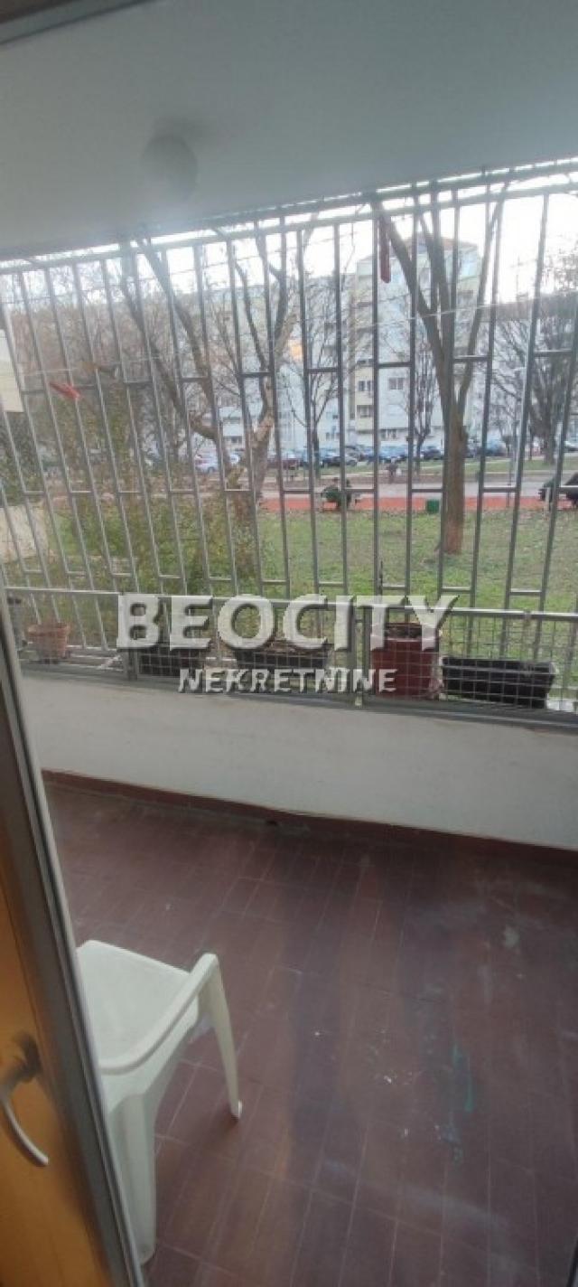 Novi Beograd, Blok 34, Bulevar Zorana Đinđića, 4. 0, 86m2, 850EUR