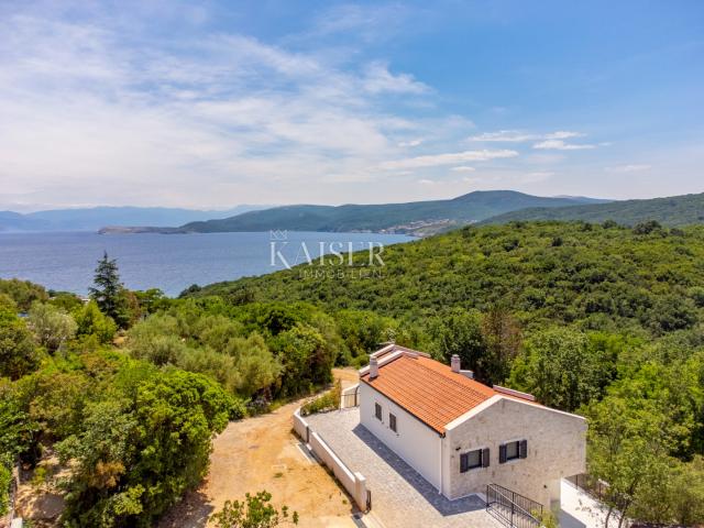 Otok Krk, Risika - luksuzna villa 400 m od mora