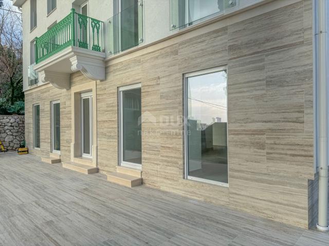 RIJEKA, TURNIĆ - nova zgrada sa 6 stanova za investiciju, parking, pogled