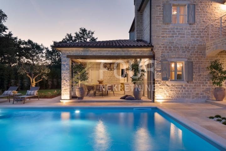 Istra, Kanfanar, luksuzna i dizajnerski namještena vila s bazenom