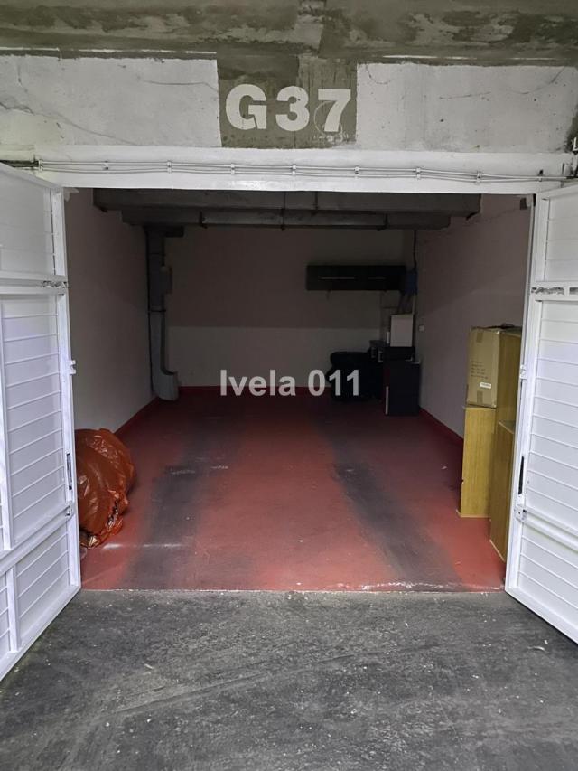 Odličan stan, garaža - Novi Beograd ID#3345