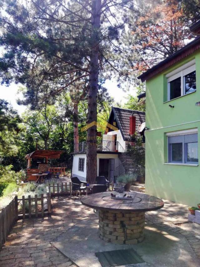 Prelepa oaza na Fruškoj gori | 2-etažne kuće na prodaju
