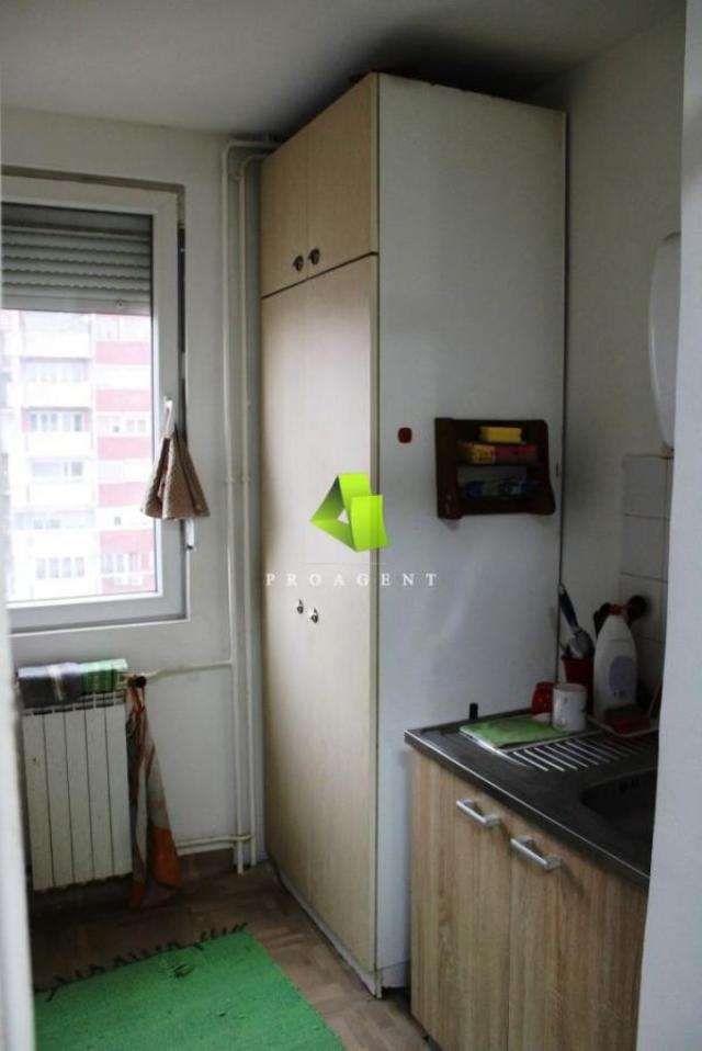 Trosoban stan na odličnoj lokaciji, Bulevar Nemanjića ID#4462