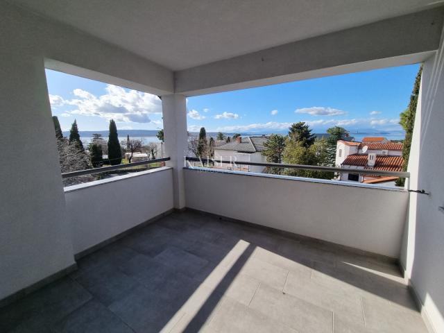 Crikvenica, Selce - kuća sa 5 apartmana 