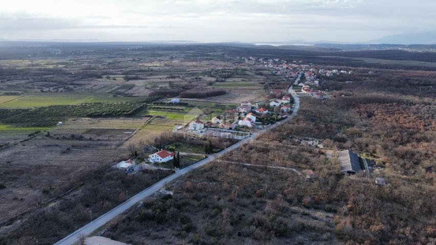 ZADAR, POLIČNIK - Građevinsko zemljište 1000 m2