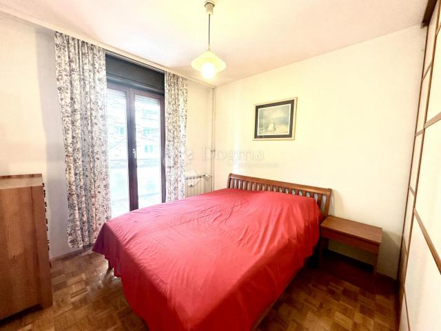 Flat Sigečica, Trnje, 63m2