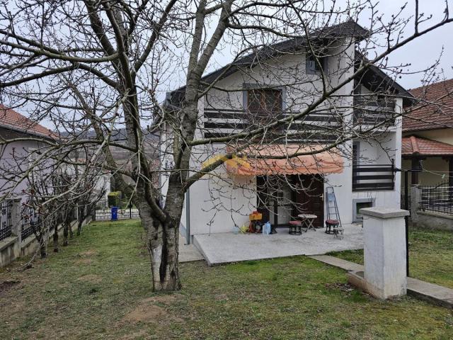 Predivna kuća u Sremskim Karlovcima, naselje Belilo