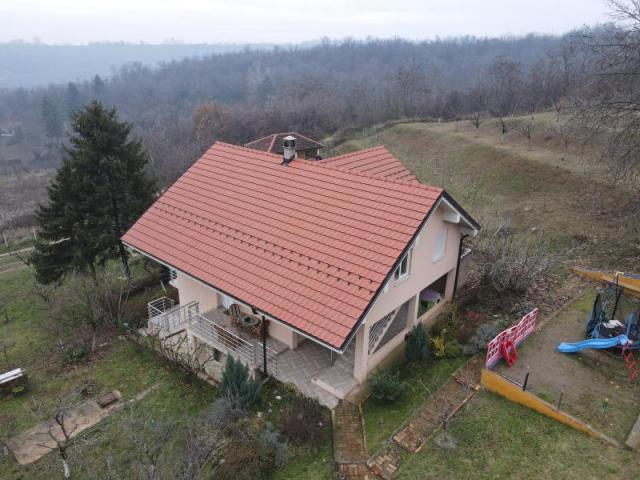 Ekskluzivna prodaja kuće - Brdež do Čortanovci - 290000 eura