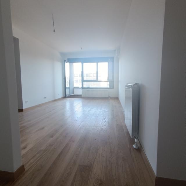 VOZDOVAC VOJVODE STEPE 82m2 , T , 1100e