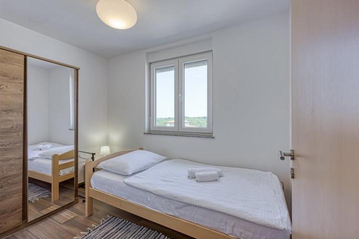 Istra, Umag, najam predivnog stana s dvije spavaće sobe NKP 61, 2m2