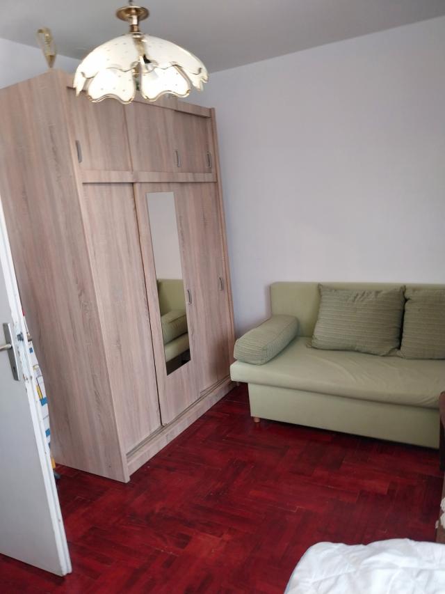 A two-story apartment is for rent in the center of Niš