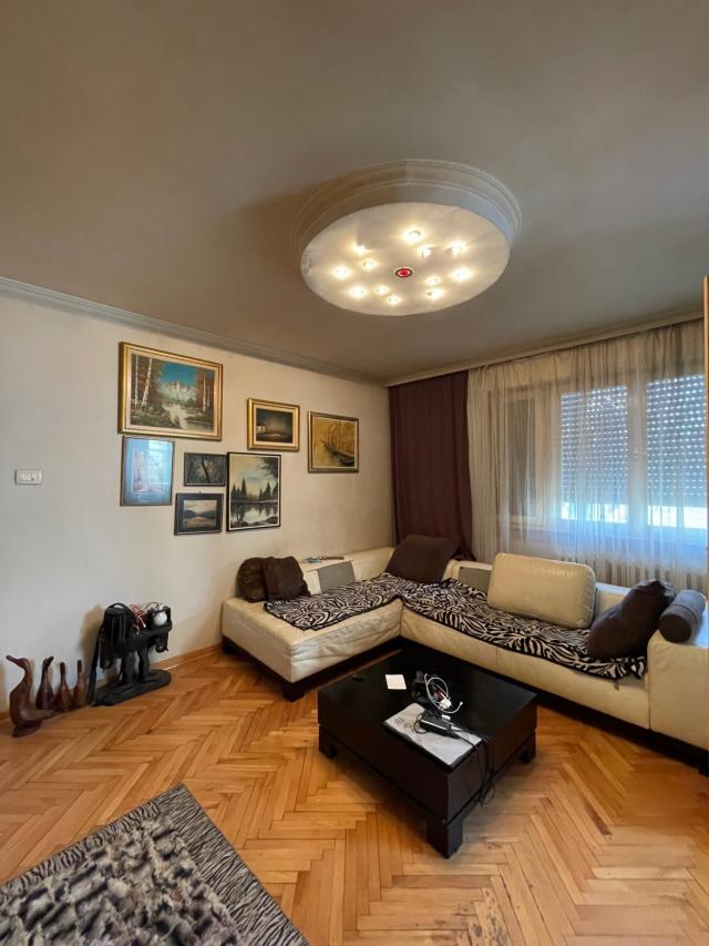 Prodajem stan na novom Beogradu 