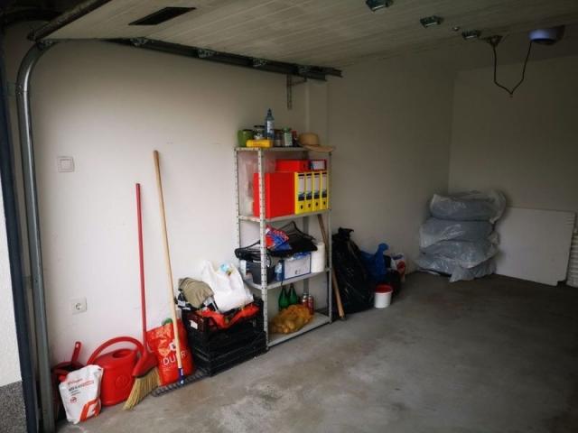  Salajka  Garaže Kvadratura 15 m2