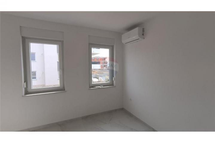 NOVALJA - two bedroom apartment, first floor