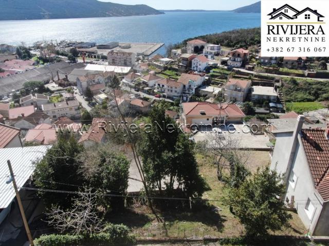 Prizemna kuca sa zemljistem pogled na more Zelenika Herceg Novi