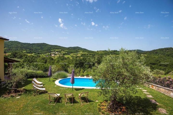 Villa A beautiful villa with a swimming pool near Pazin is for sale