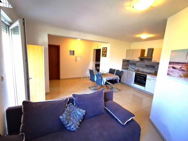 Krk, surroundings, apartment with attached studio apartment and garden! Shared pool!ID 533