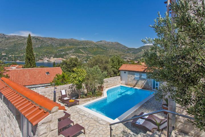 Dubrovnik - Zaton, vila s bazenom i pogledom na more