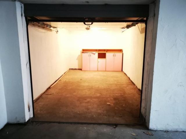 15m2 uknjižena garaža na bulevaru