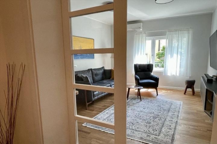 Dorćol, recently renovated, modernly furnished apartment
