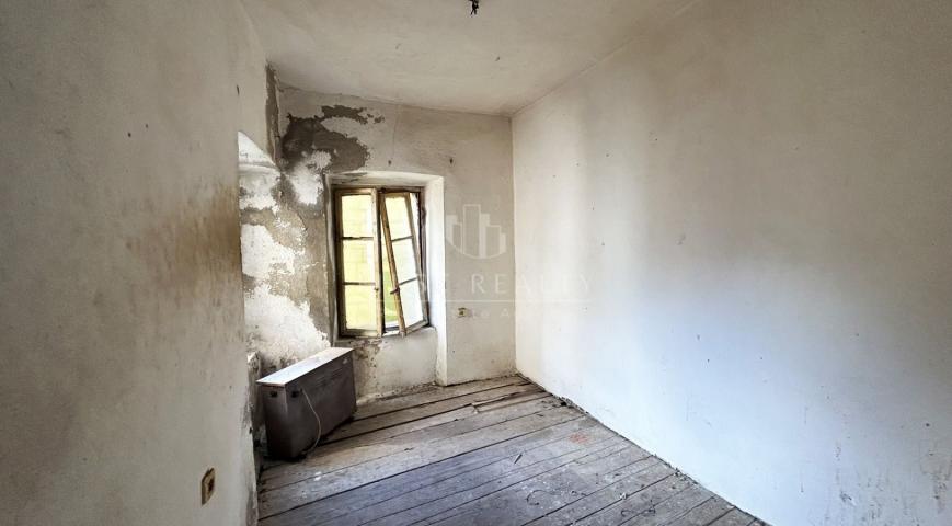 Investment apartment for renovation in the Old Town