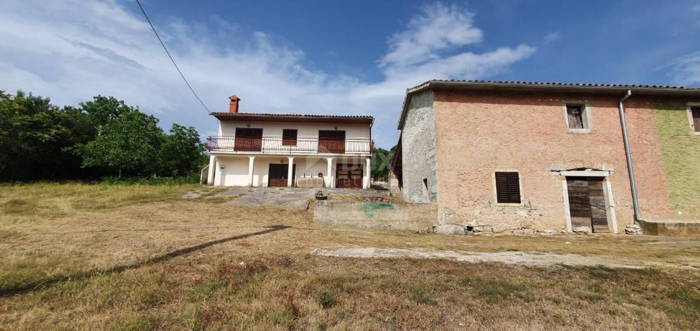 ISTRIA, HUM - Family house with potential, OPPORTUNITY!
