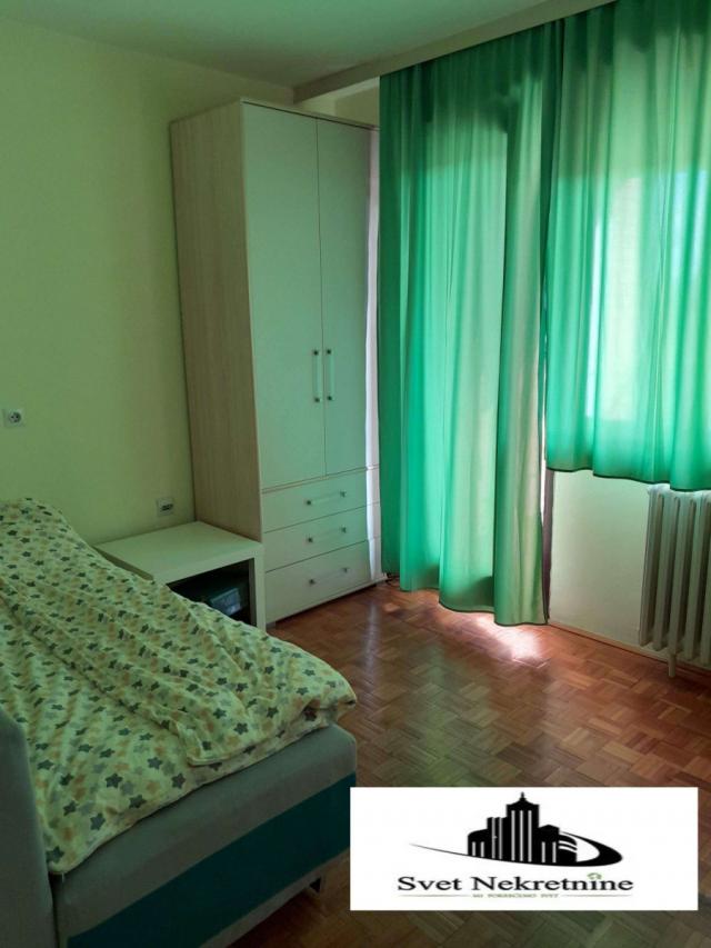 NOVI SAD - AVIJACIJA - 48. 00 m2