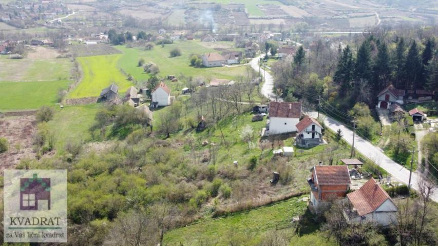 Građevinski plac 31 ar, Obrenovac, Mala Moštanica – 30 000 €