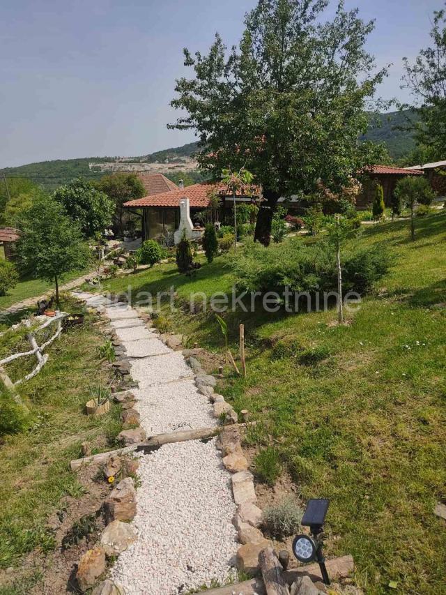 Aranđelovac, Vrbica, izuzetno etno selo