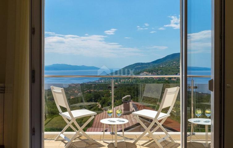OPATIJA – wunderschöne Villa mit Pool zur Langzeitmiete, Panoramablick auf das Meer und umgeben von 