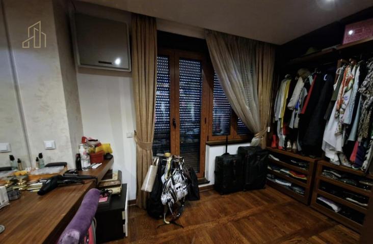 luxury 4-room apartment on Vračar