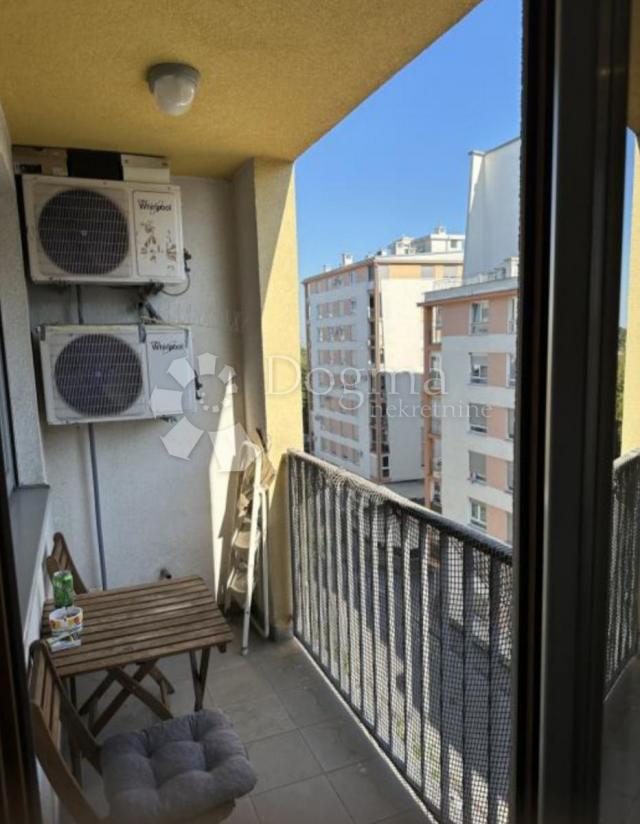 Rapska ulica 48m2 2soban (GPM + balkon)