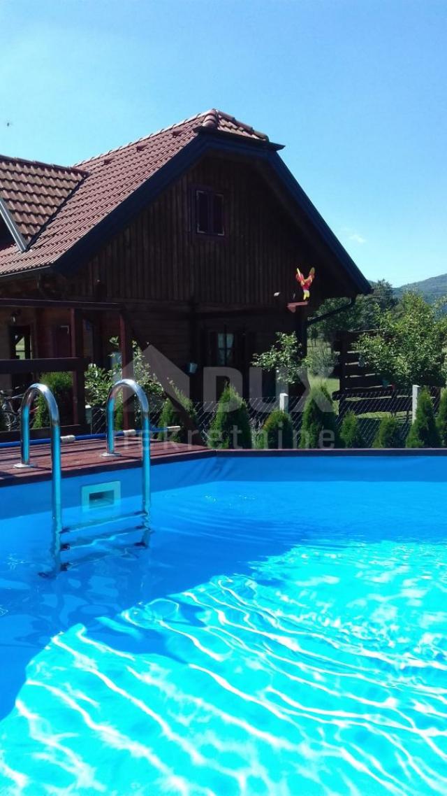 OTOČAC, LIČKO LEŠČE - House in nature with swimming pool