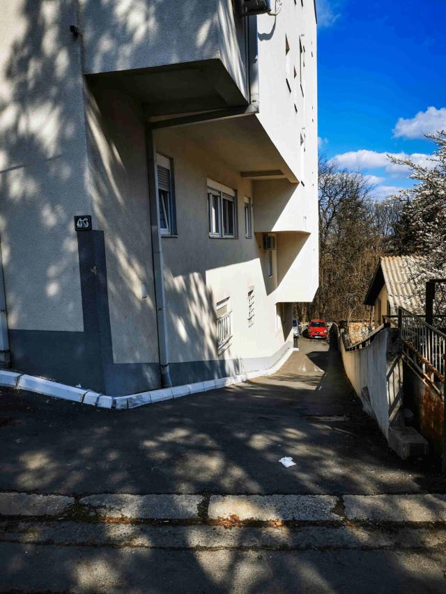 Furnished apartment in Zvezdara, , Zeleno brdo - 36m2  1.5