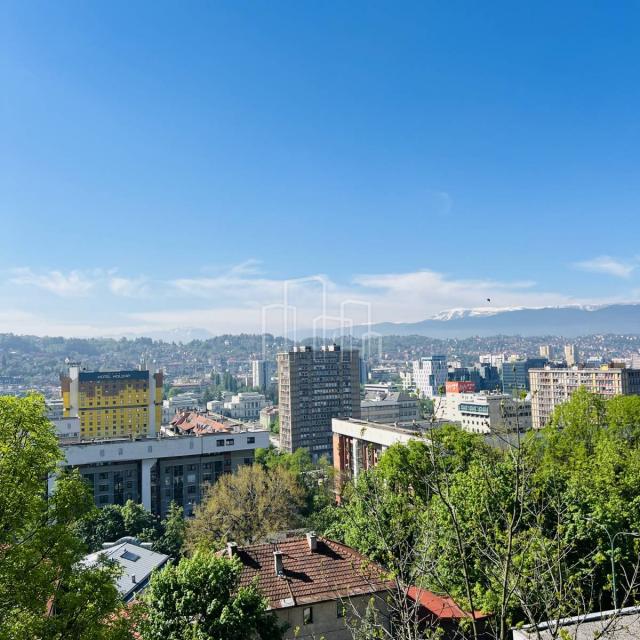 Odličan opremljen dvosoban stan Centar Sarajevo najam