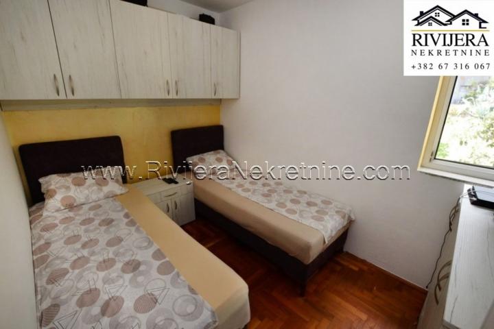Two-bedroom furnished apartment in Bijela Center