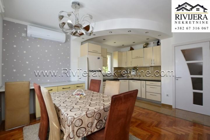 Two-bedroom furnished apartment in Bijela Center