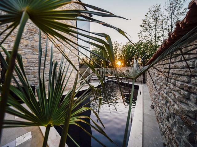 ZADAR, PRIVLAKA - Luxury stone villa with heated pool