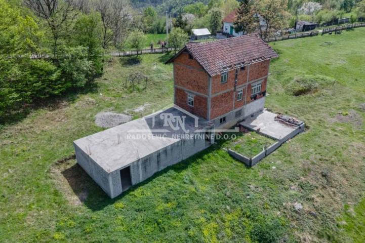 Prodaja kuće, Trbušnica, Romanijska, opština Loznica, 180m2, 1. 7ha ID#1225