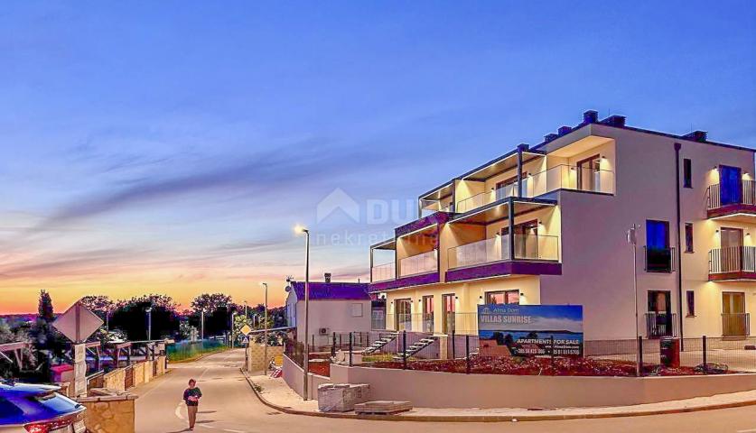 PULA, MEDULIN - apartman s terasom u prizemlju novogradnje 100 metara od plaže