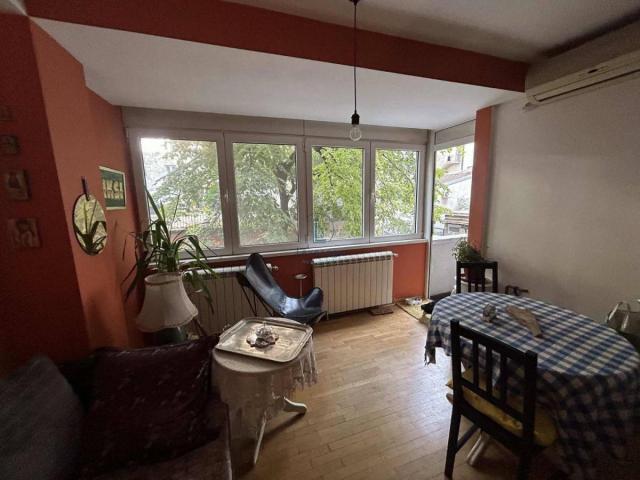 Terazije, Kralja Milana, 60m2