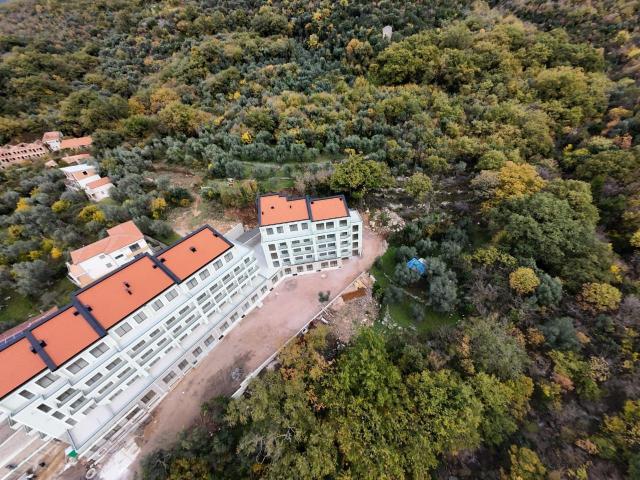 Prodaja dvosobnog stana 108m² u novogradnji sa pogledom na more, parkingom i oslobođenjem od poreza 