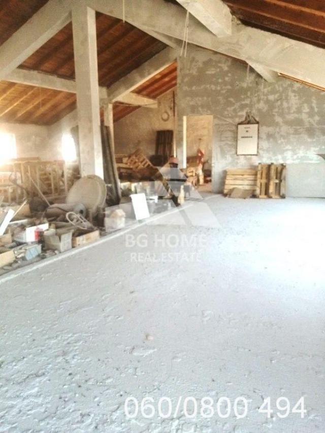 Poslovno stambeni objekat u Borči, 1258m2+18 ari ID#1402