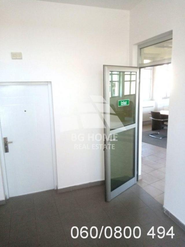 Poslovno stambeni objekat u Borči, 1258m2+18 ari ID#1402