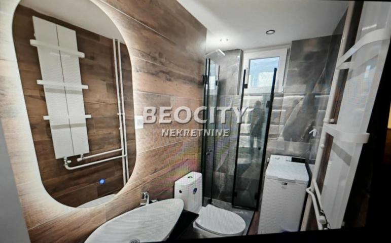 Novi Sad, Centar, Bulevar kralja Petra I, 1.0, 36m2, 135000EUR