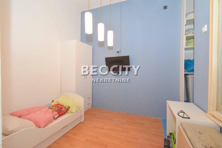 Stari grad, Centar, Budimska, 2.5, 70m2, 150000EUR