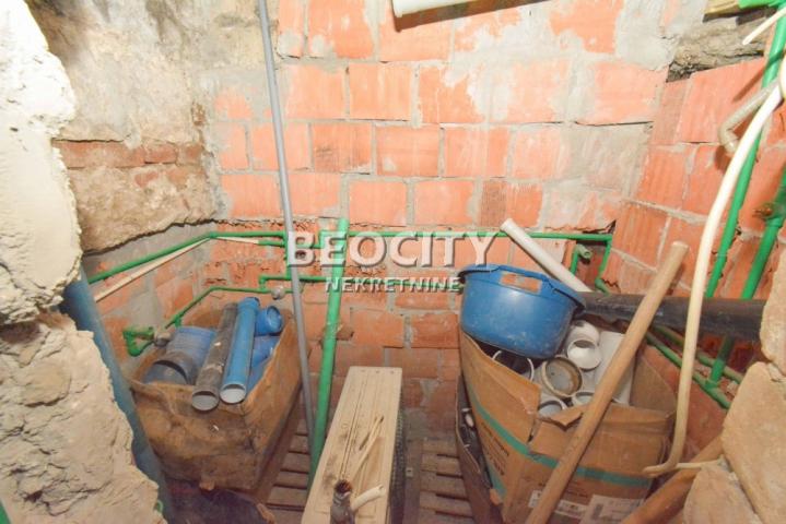 Stari grad, Centar, Budimska, 2.5, 70m2, 150000EUR
