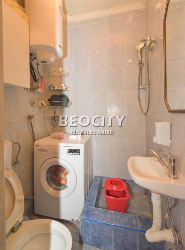 Stari grad, Centar, Budimska, 2.5, 70m2, 150000EUR